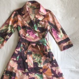 STATEMENT TRENCH Small NWT landscape print COLOR❣️